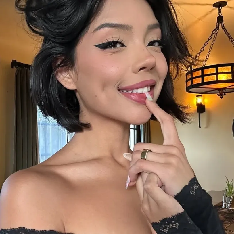 neiima <333 Fanvue Model