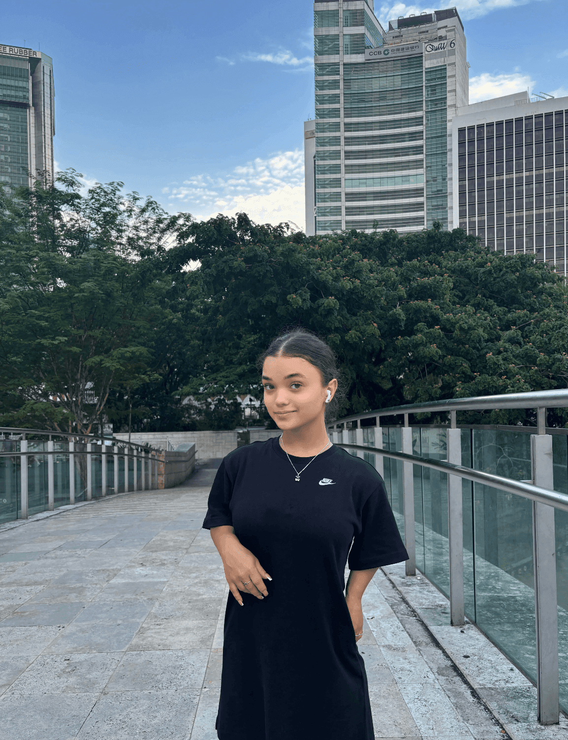 πππ’ππ πππ£ππ¬π Fanvue Model